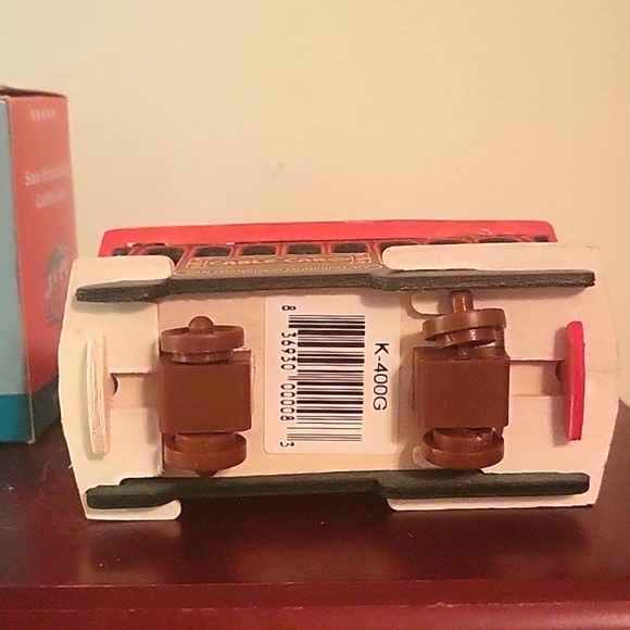SAN FRANCISCO CABLE CAR WOOD MODEL WITH ORIGINAL BOX - Picture 6 of 9